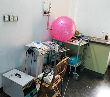 রহিমা বনিজ স্বাস্থ্য কেন্দ্রে প্যাথলোজি, ফিজিওথোরপি, আল্ট্রসনোগ্রাফির অত্যাধুনিক যন্ত্রপাতি। যেগুলো সরাসরি জার্মানি থেকে আনা