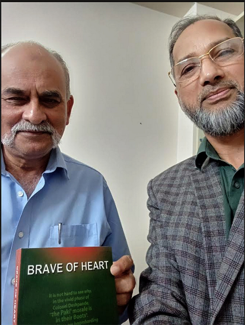 হাবিবুল আলম, বীর প্রতিক ও অনুবাদক কামরুল ইসলাম